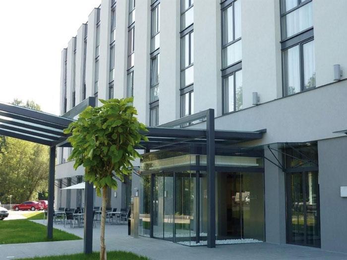 Park Inn By Radisson Vienna Klosterneuburg Buitenkant foto