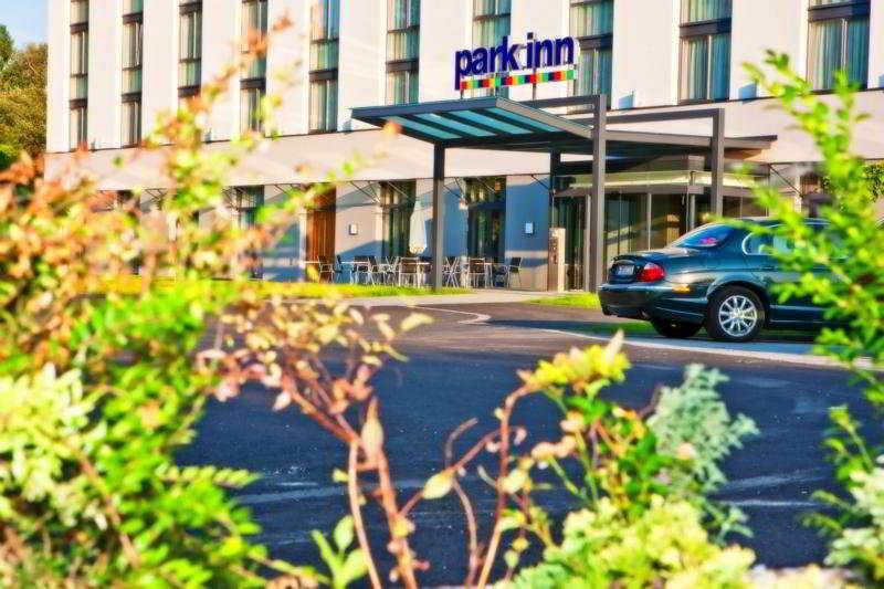 Park Inn By Radisson Vienna Klosterneuburg Buitenkant foto